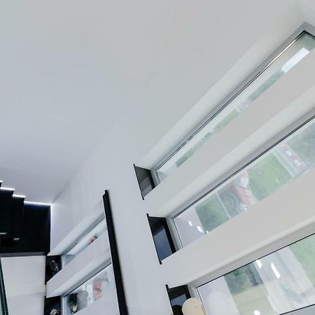 Ezra Luxury Apartments ナボダリ エクステリア 写真